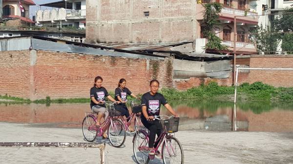 61ADFC36-2B7E-4383-B8B9-EDF5254E9D57